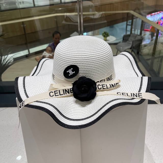 Celine new straw hat, foldable, lightweight and versatile, head circumference 57