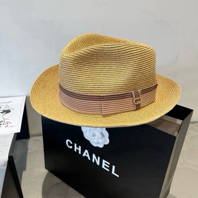 Gucci new flat top hat, sun hat, head circumference 57Cm