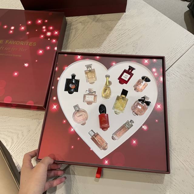 Original factory with full set of original packaging Four-grid laser silver spot