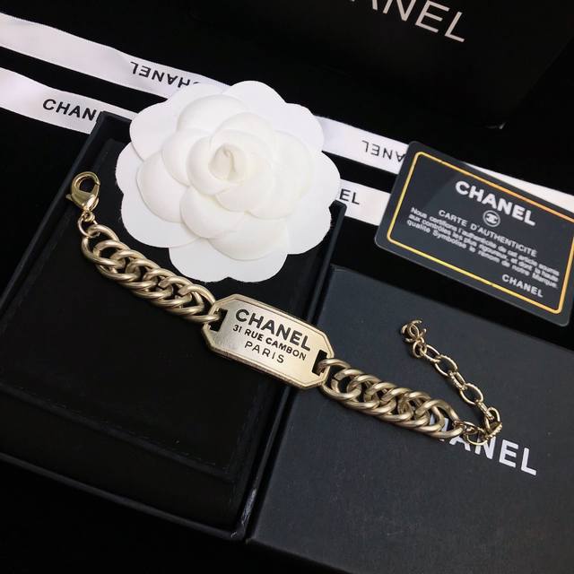 Szn* Slightly wide version S-Xl 25 Early spring latest lock edge embroidery fron
