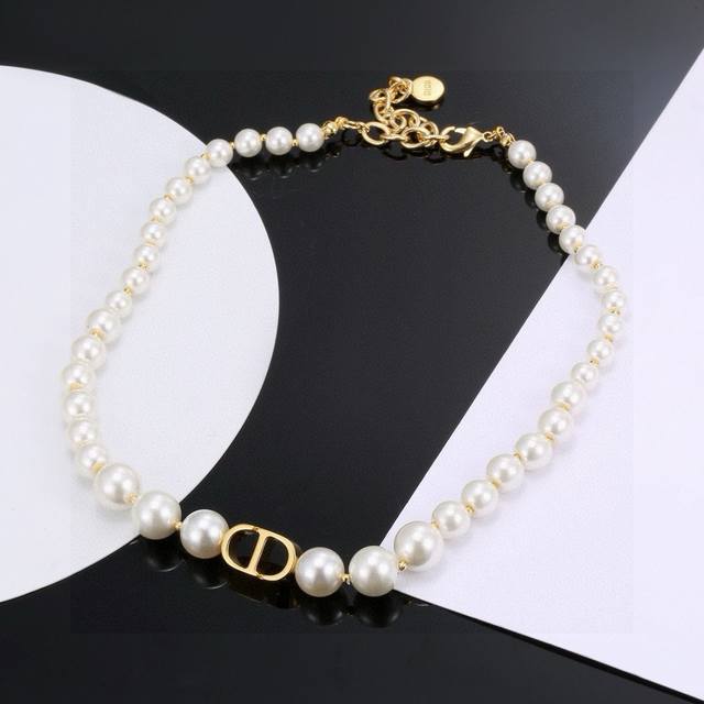 Dior 2025 Spring and Summer new models are launched in the counter. The latest r