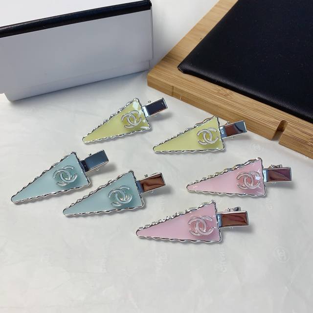 Highly recommended 25th year early autumn series Cha* new hooded jacket coat tie