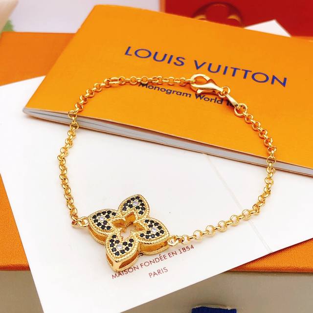 Lv. Can be worn for business casual or formal wear! 3.5 Cm Latest buckle head, p