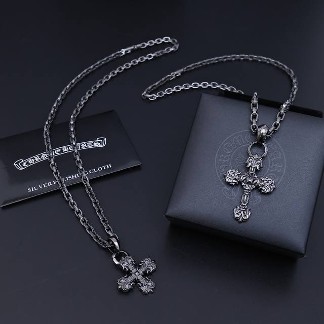 Gucci Width 4.0Cm The new Gg Marmont series continues the brand heritage and inj