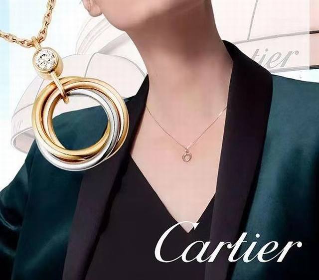 New product release without explosion. The latest model of Gucci necklace. The c