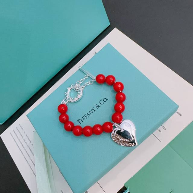 Today's new product 2 colors Chanel 25P love double C glass crystal diamond earr