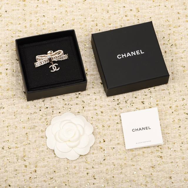 Chanel earrings 3 colors