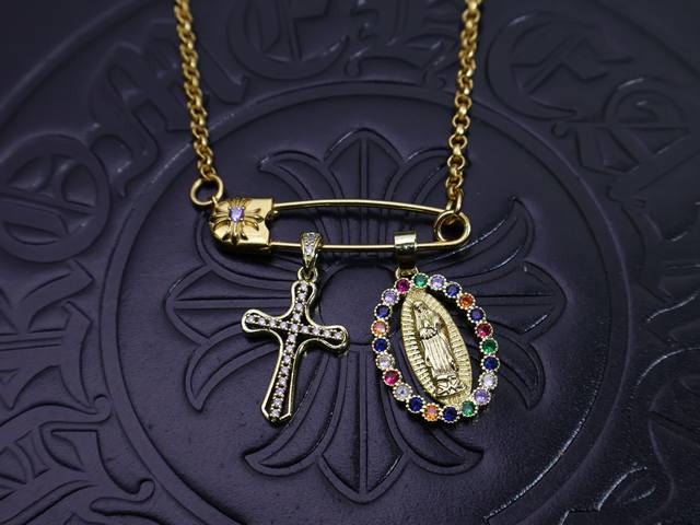 Amulette De Cartier series Cartier amulet long chain sweater chain Z 13,800, rec