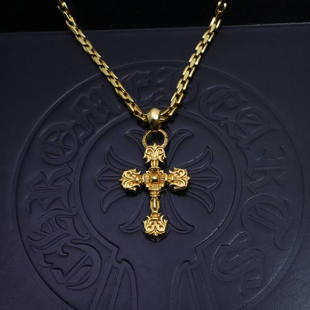 No. Ded0600 Dio*Latest mini earrings Zp brass material