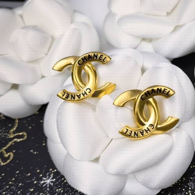 Valentino Valentino bracelet new arrival, popular online, simple and stylish, ve