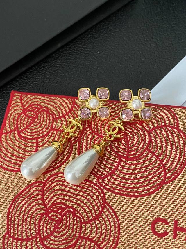 High-quality details as shown in the picture. The Alexander Diana series bow hai