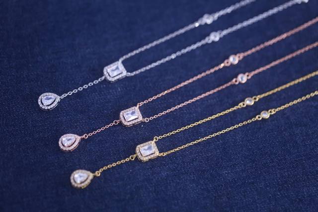 Necklaces and bracelets are newly launched. Tiffany necklaces 25th Valentine's D