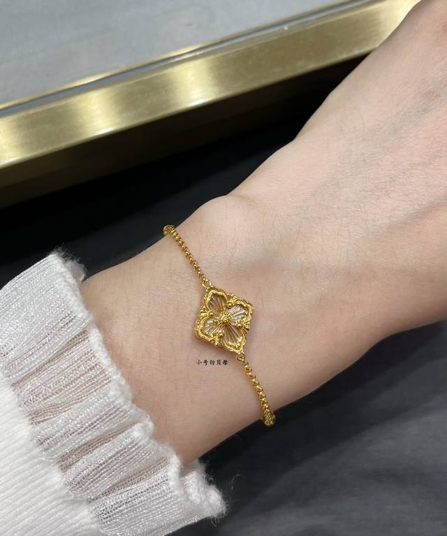 Necklace, Bracelet, Earrings New Dior Products. All the top brands love Dior's n