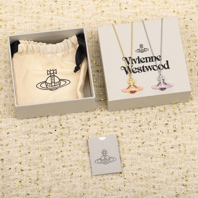 Code E2683 Dior earrings are a hot seller and are now on sale. Dior asymmetrical