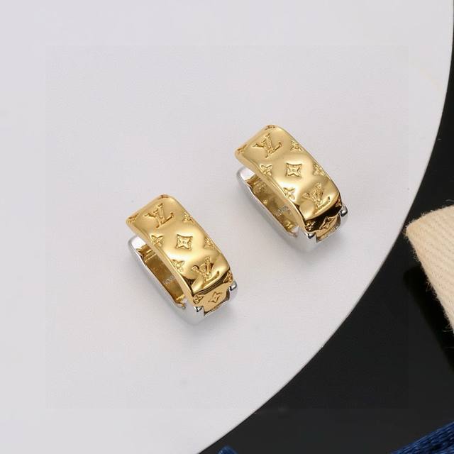 Dior bracelet
