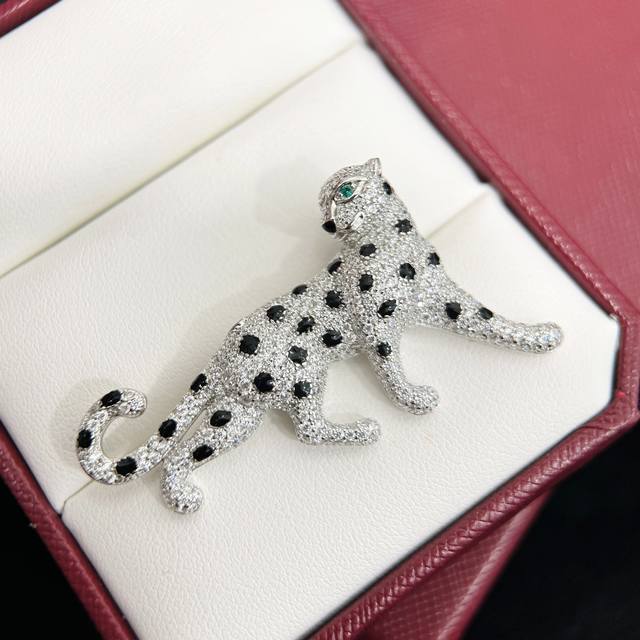 New counter quality Chrome Hearts classic retro multi-element cat's eye bracelet