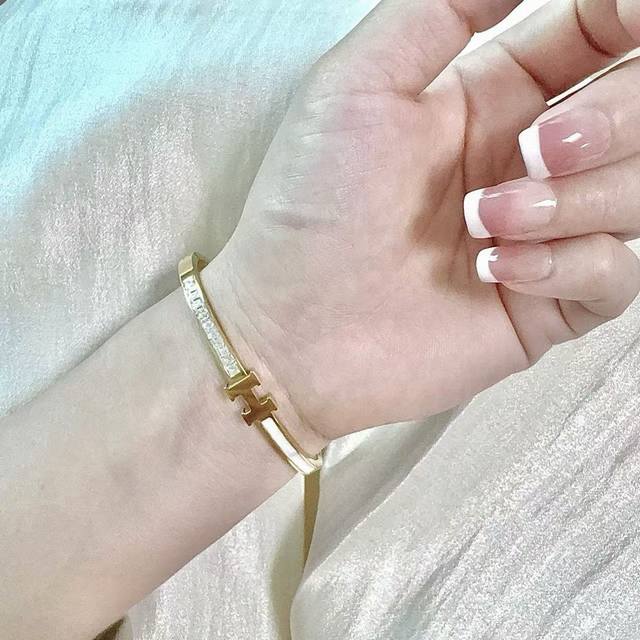 Piaget Possession ring is made with exquisite craftsmanship ~ Stars are falling!