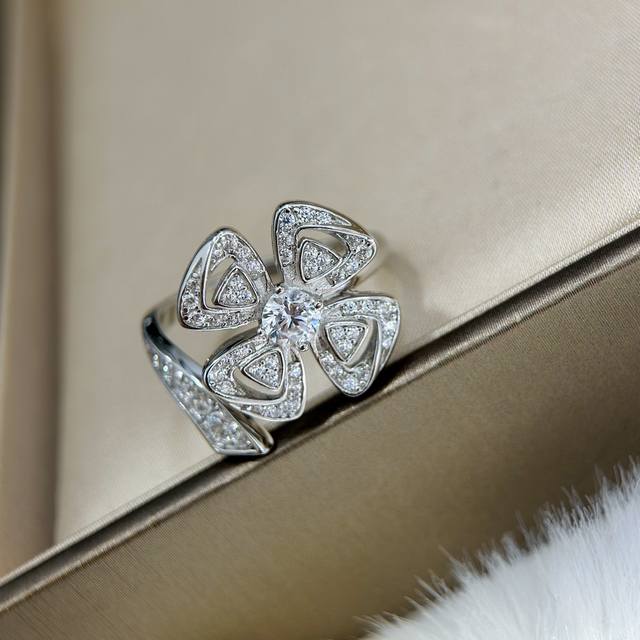 Strongly coming new Zp version Bvlg Ri Bulgari super popular Serpenti series nar