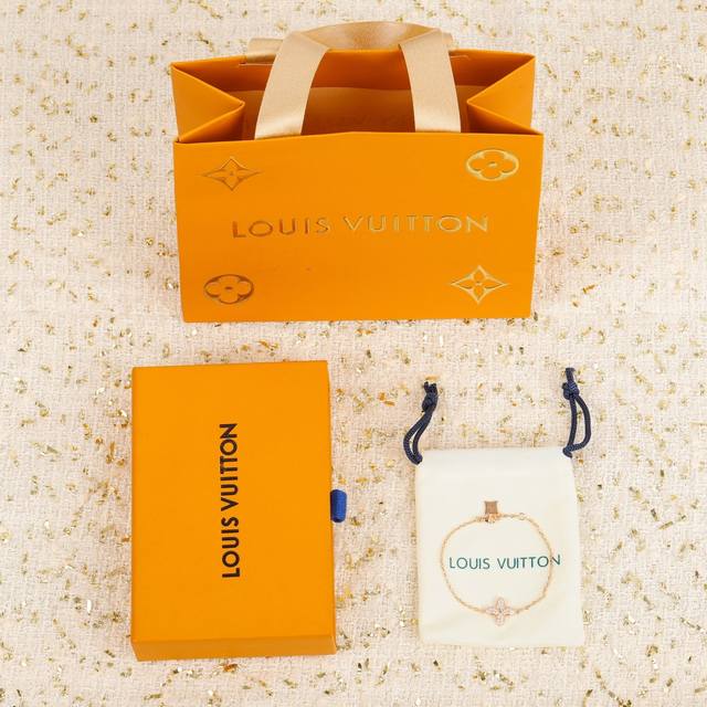 Louis Vuitton-Logo Pendant-Necklace-Men-Silver! Paradise Chain Necklace-Code: M0