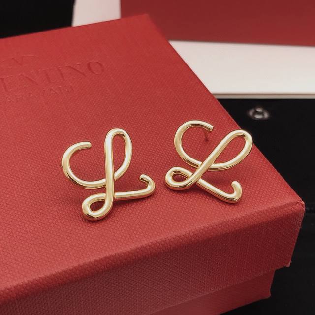 A2668 Lvjia Christmas limited edition red agate single diamond four-leaf clover