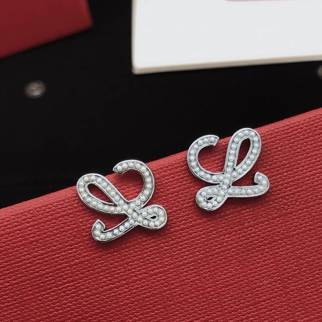 A0456 Chanel classic square diamond ear hook earrings high-end custom top-grade