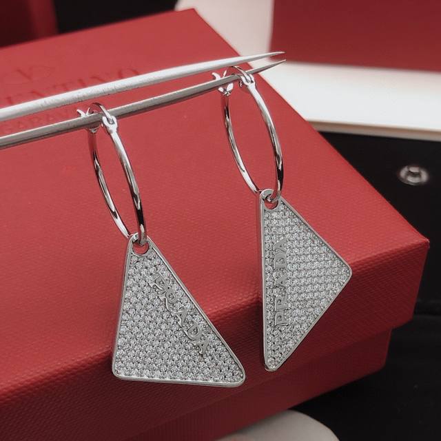 A1260 Paris Honeycomb Series New Interval Diamond Wide Bracelet Super Versatile