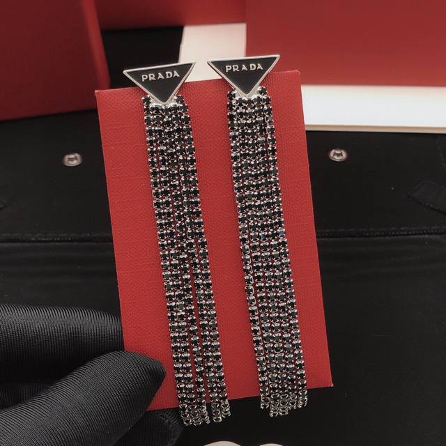 Price Divas' Dream Series Ring Size 678 We call it the "skirt ring". It's simply