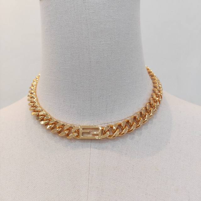 Donkey's new necklace is coming Sunflower doll pendant is super exquisite and su