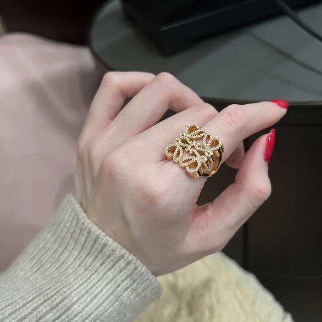 Chanel Xiaoxiang Chanel rubber band bowknot Logo rubber band hair ring large int