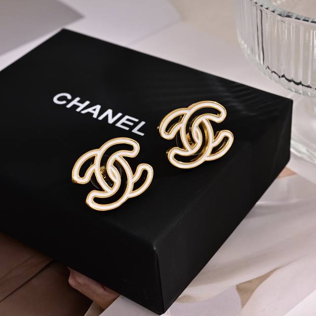 Chanel Xiaoxiang Chanel grab clip Heavy model Czech diamond titanium steel Logo