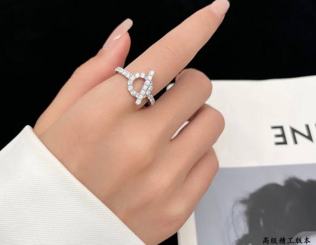 Chanel Xiaoxiang Chanel hairpin Three-layer bow logo clip temperament versatile