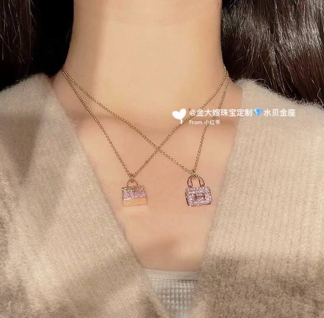 Chanel latest blue heart earrings consistent Zp brass material