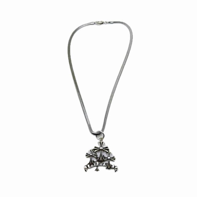Chanel latest platinum white heart ear hook consistent Zp brass material