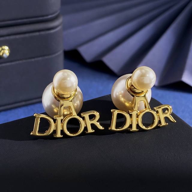 No. Ded0637 Dio* Latest star earrings consistent Zp brass material