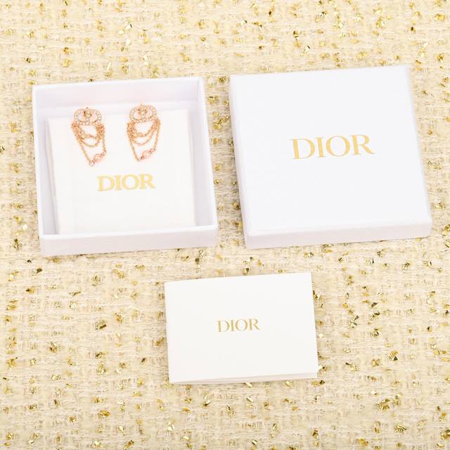 No. Ded0619 Dio*Latest model love pig nose earrings consistent Zp brass material