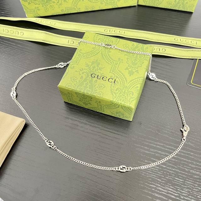New Tiffany knot bracelet made of sub-gold with original logo. Breathtakingly be