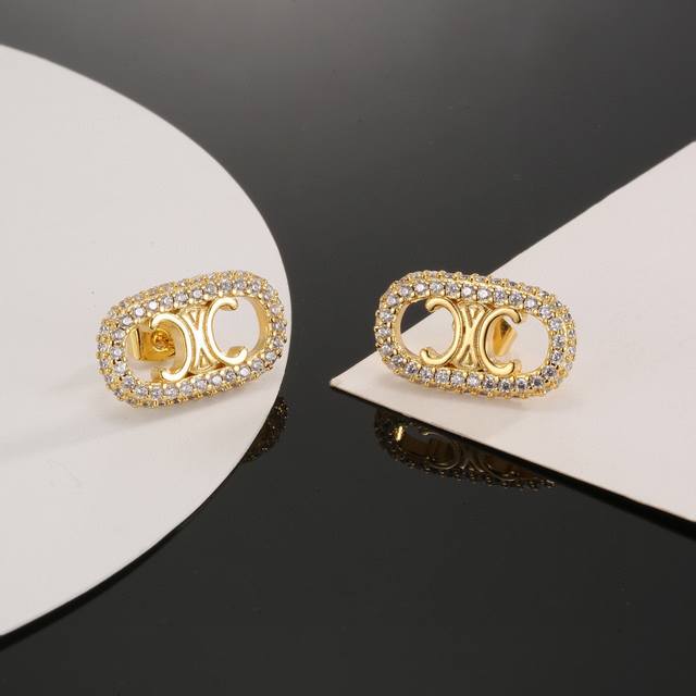 Code E2743 Chanel earrings are hot-selling and new products are available Chan 2
