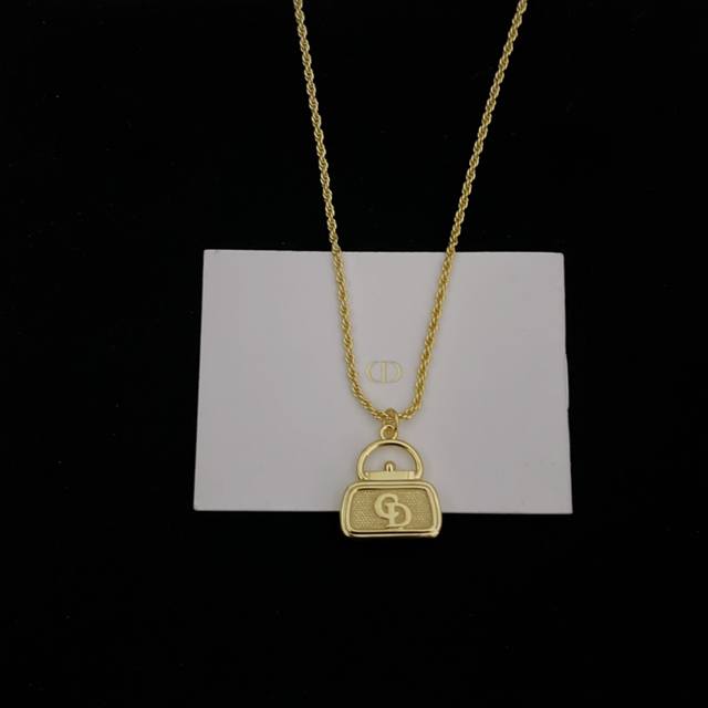 New counter quality Chrome Hearts gold color multi-element purple diamond cross