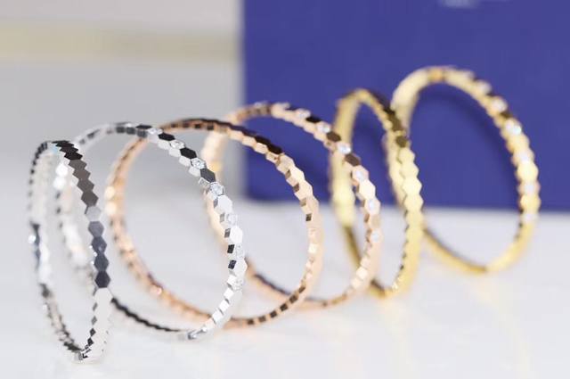 Code E2770 Chanel earrings are hot-selling and new products are available Chan 2
