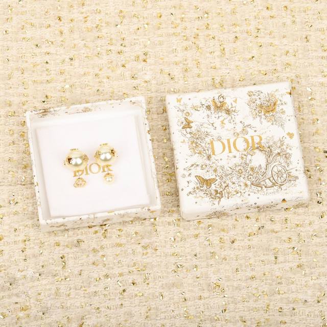 Cartier new version of the hoop original cross three-color earrings the most cla