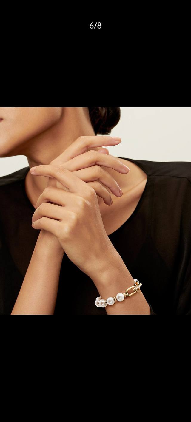 Serpenti diamond-encrusted wide snake ring, available in sizes S, M, and L. Alth