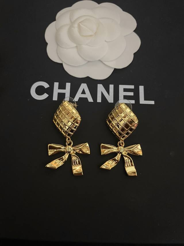 205718 We produce the same style as Meimei De Xia Xia. It is highly recommended