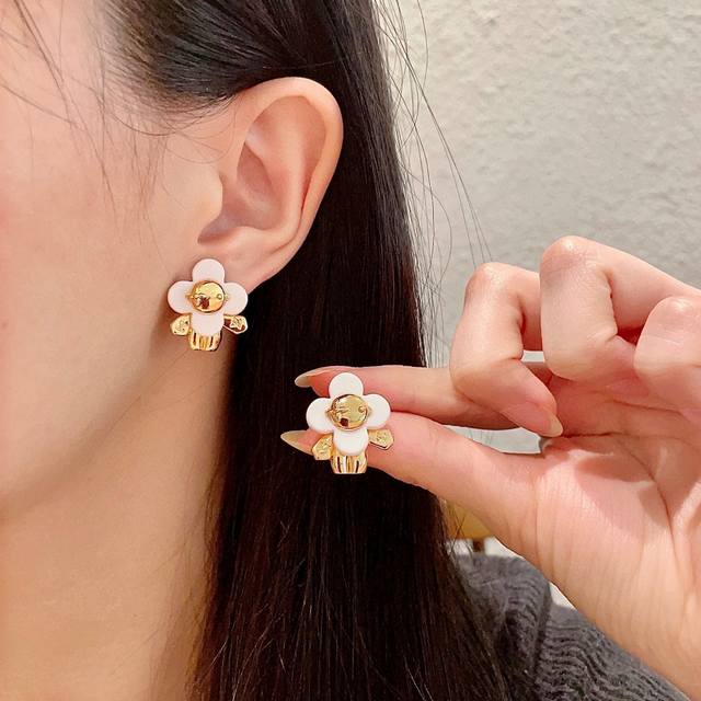 Tiffany earrings classic love earrings heart-shaped earrings heart brand earring