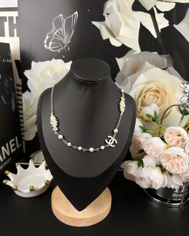 No. Xxl0854 Ch*Nel latest pink transparent pearl bow sweater chain consistent Zp