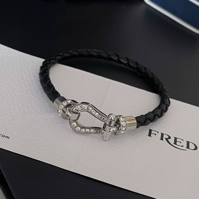 Code E2835 Chanel earrings are hot-selling and new products are available Chan 2