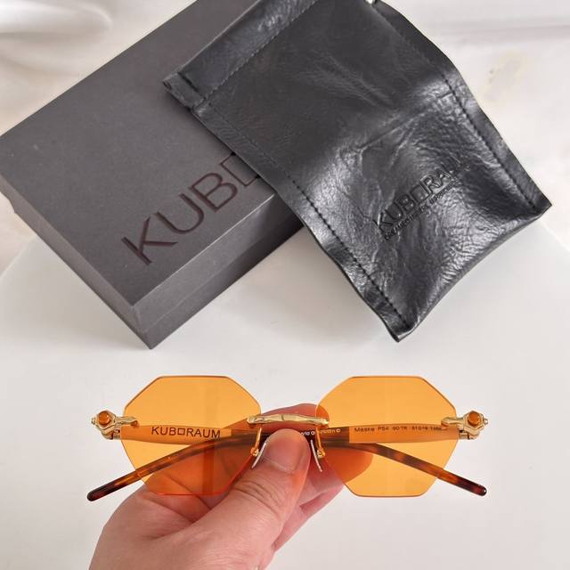 Kuboraum Model: P70 Size: 51 ports 19-145