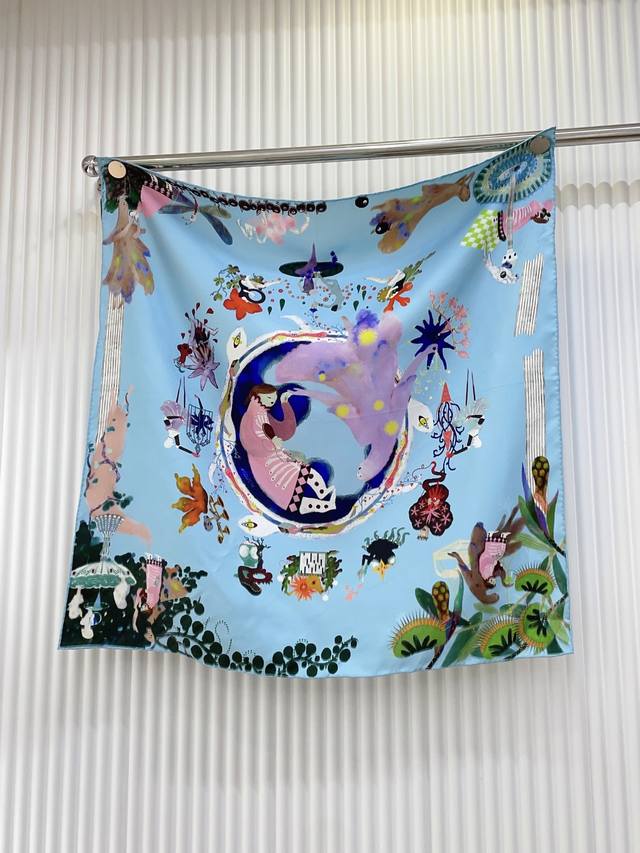 Double-sided same color new product D family small square handkerchief spring an