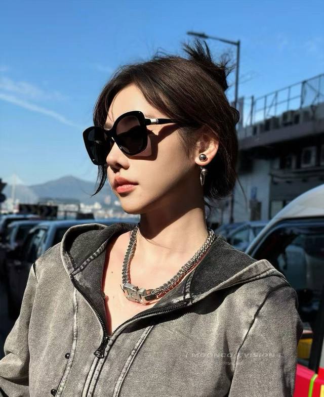 Chanel Chanel 2025 new trendy fashion square frame sunglasses comfortable to wea
