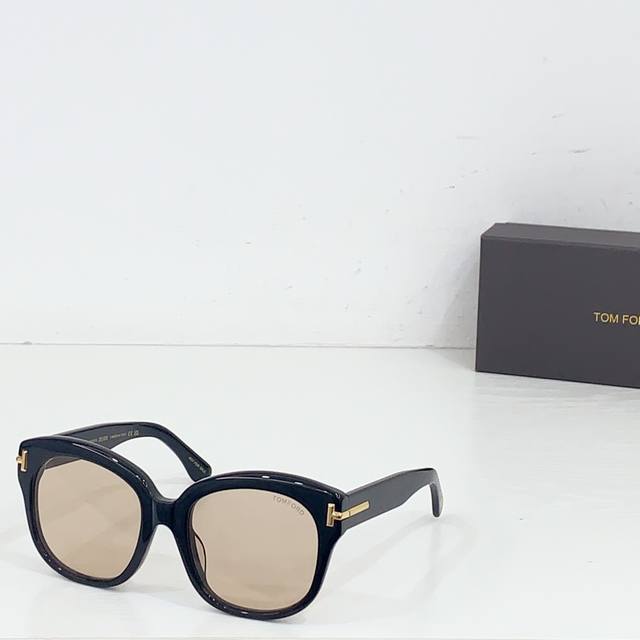 Tom Ford* Model: Ft1235 Size: 55-20-140