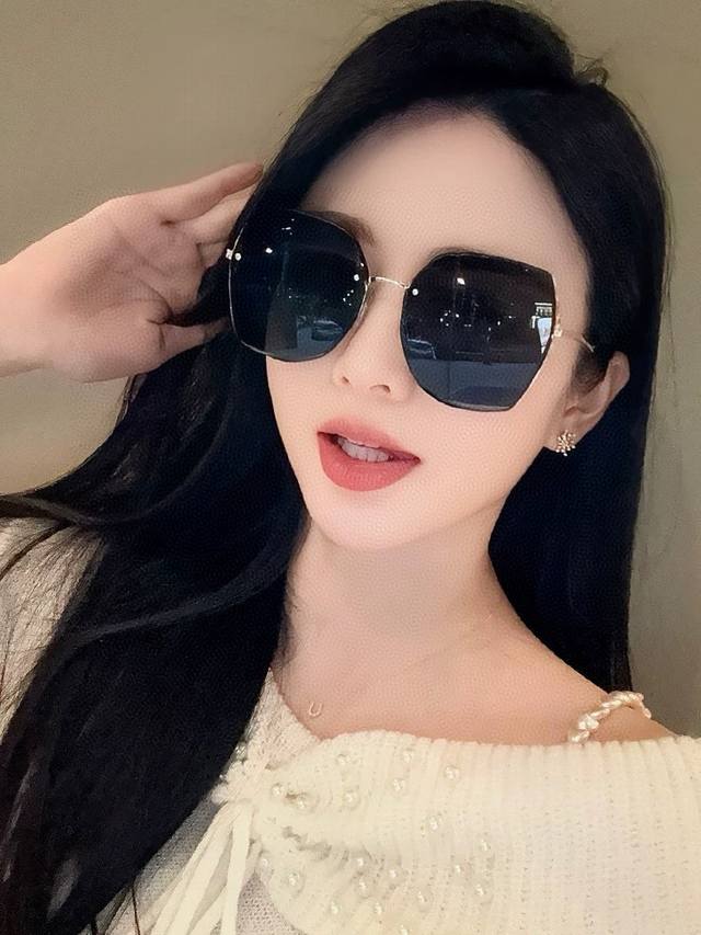 Chanel - Nylon Polarized Sunglasses 2025 New Spring Trendy Fashion Polygonal Pol